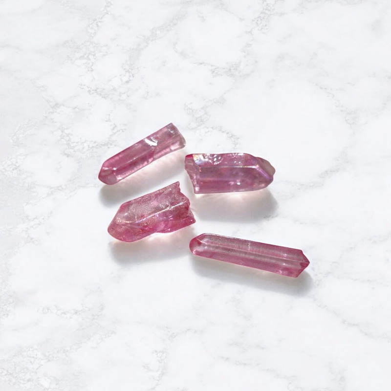 Cuarzo Aura Rosa 2cm Aprox.