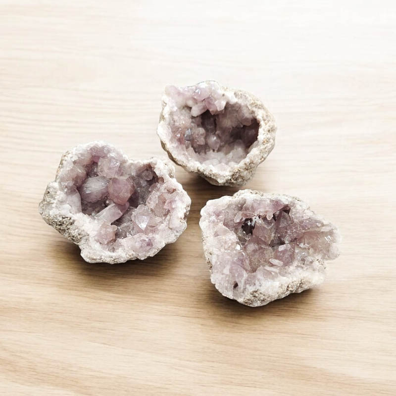 Amatista Rosa en Bruto (Drusas) 5.5 a 6.5cm