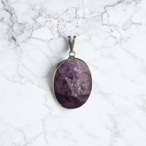 Dije Gema Amatista Oval con Virola